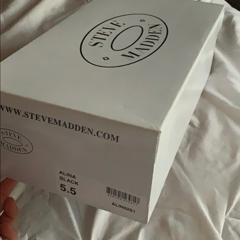 Steve Madden sandals